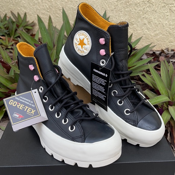 CONVERSE CTAS LUGGED WINTER HI WMNS - Picture 8 of 16